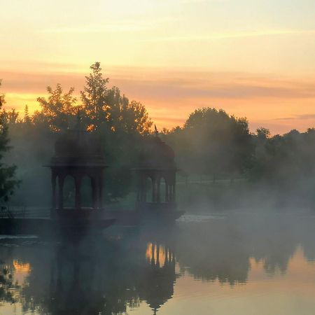 Gurudeva Bhavan Somogyvamos Экстерьер фото